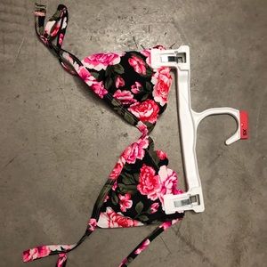 XS Target bathing suit top